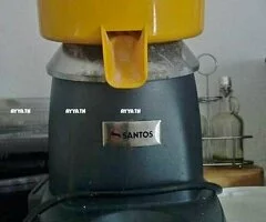 Machine à jus d'orange Santos d'occasion à vendre