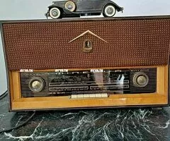 Radio Antique en Bon État à Vendre