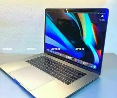 MacBook pro touchbar 2016